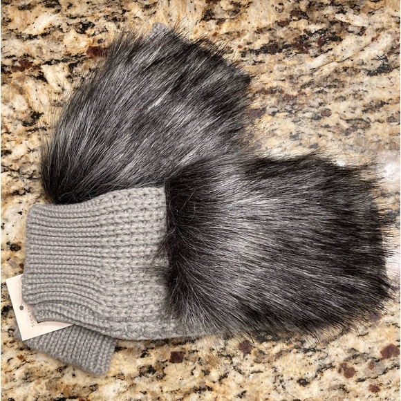 Adrienne Landau Accessories - NWT Gray Faux fur fingerless gloves by Adrienne Landau beautiful touch